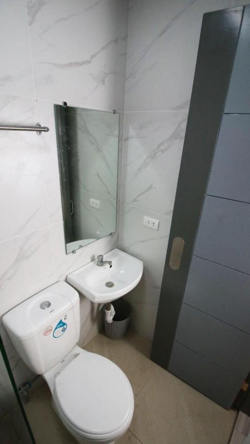 Sands Hotel Nasugbu Esterno foto